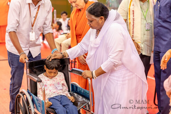 સ્વાસ્થ્ય માનવતાની પ્રાથમિક આવશ્યકતા